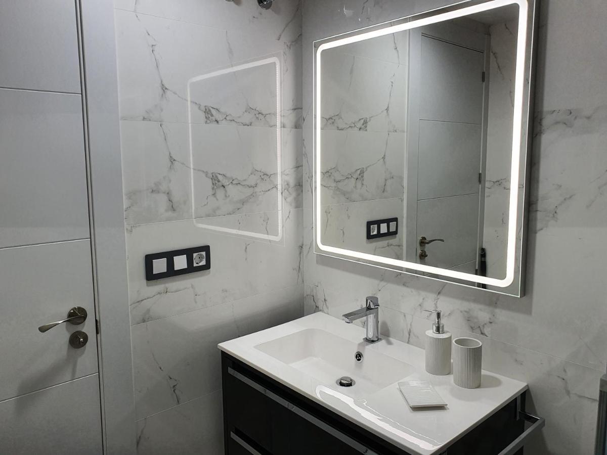 Ordono II Suites Con Aire Acondicionado Y Wifi León Eksteriør billede